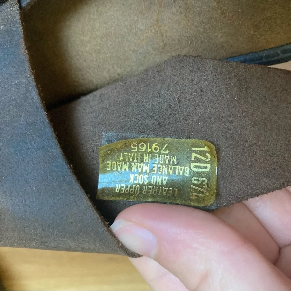 Trader Bay Brown Leather Buckle Sandals 12D